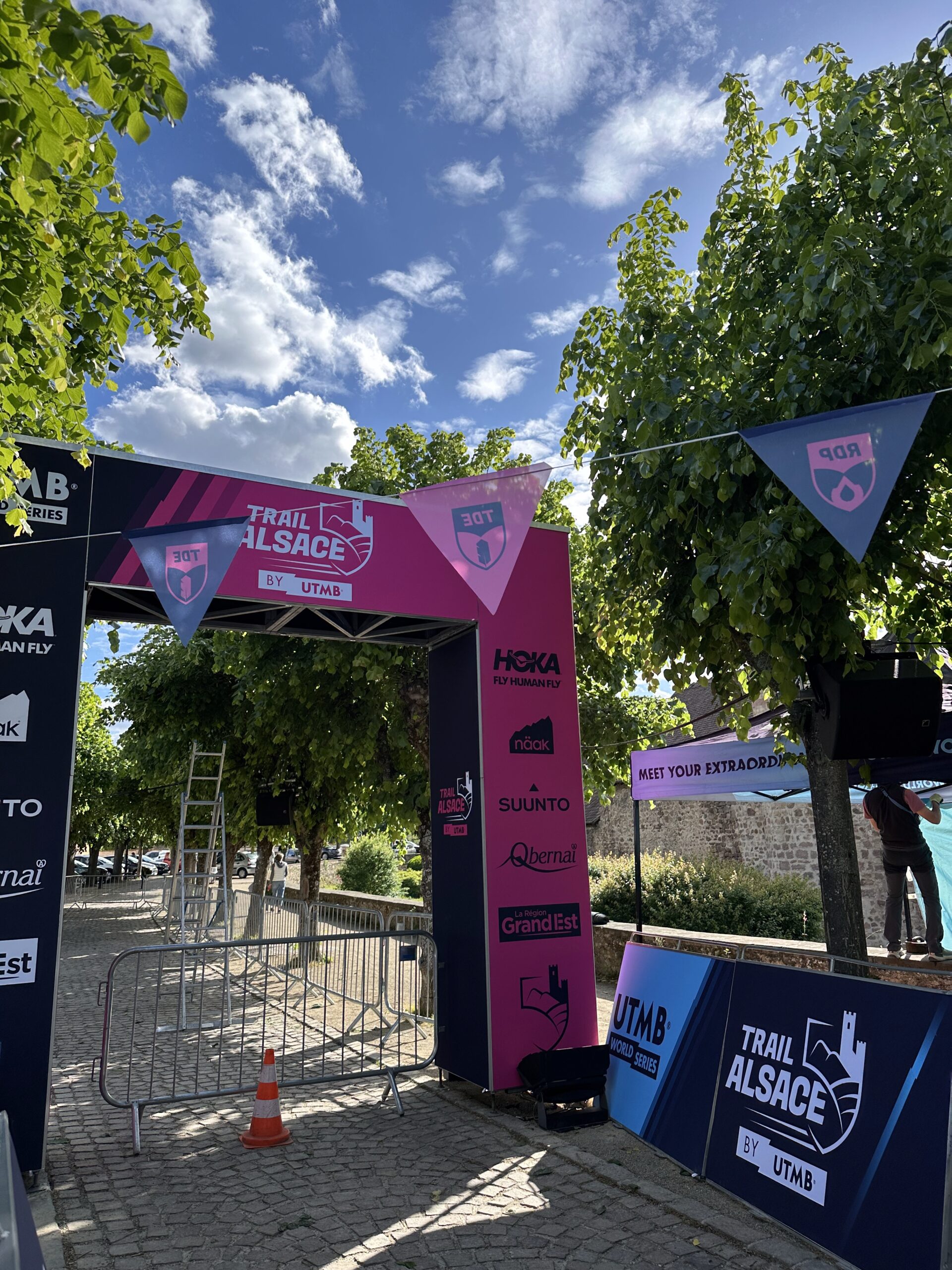 Arche d'arrivée du Trail Alsace by UTMB 2026 à Obernai